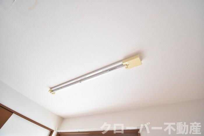 プロヴァンス土器東 B棟の設備|室内物干し