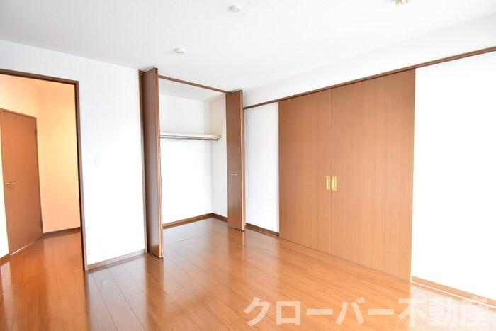 プロヴァンス土器東 B棟の内装|洋室７帖