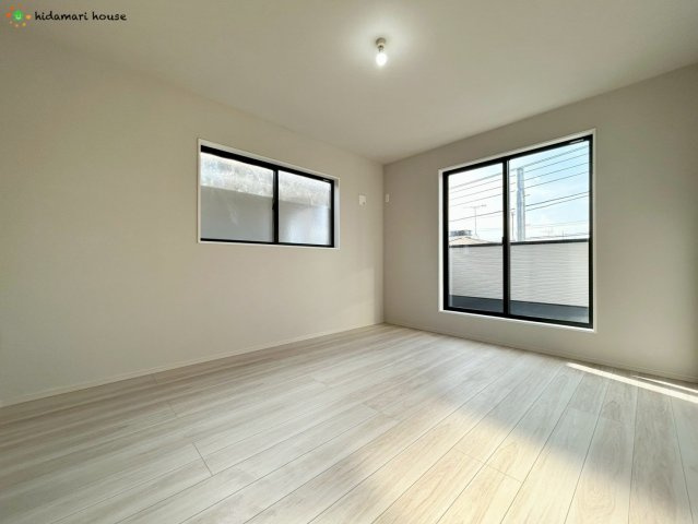 西区指扇15期　新築戸建　LIGARE02の寝室|2階　主寝室　8.9帖