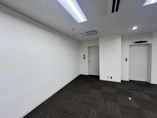 陶香堂ビル-申込有りのロビー