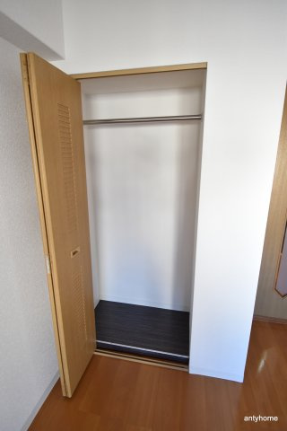 エスリード新大阪第5　仲介手数料無料の収納