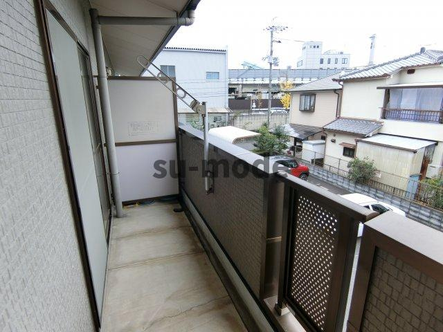 プランドール茨木のバルコニー