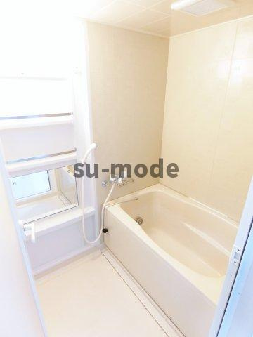 プランドール茨木の浴室