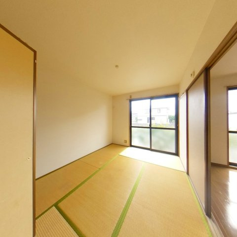 ハイカムール国分Ⅱのバルコニー|バルコニーからの眺めを楽しみながら食事をしませんか