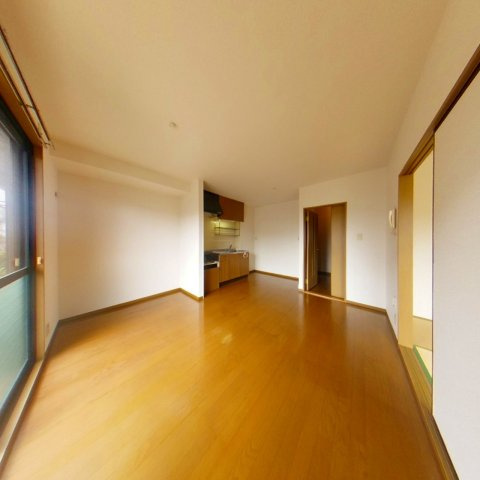 ハイカムール国分Ⅱの居間・リビング|おしゃれなリビングです