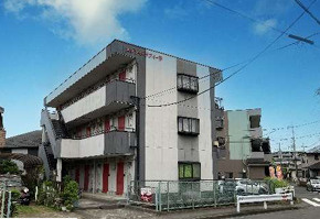 日野市万願寺４丁目の一棟マンションの外観