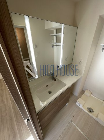 D-Sereno富士見町の洗面所