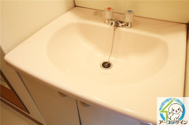 ドルフィン別府の独立洗面台