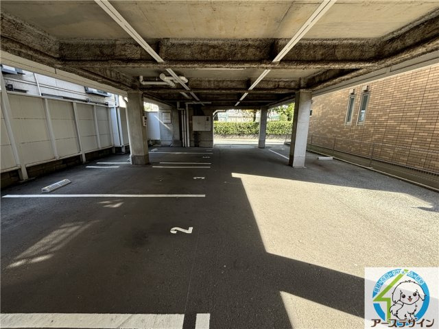 ドルフィン別府の駐車場