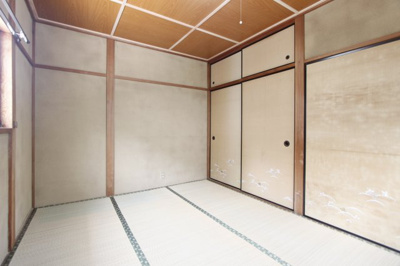 【和室】 | 香芝市穴虫3131-64テラスハウス | 柔らかい畳が心地よい和室