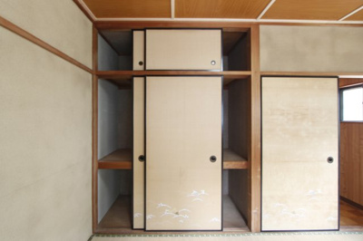 【収納】 | 香芝市穴虫3131-64テラスハウス | 収納のためのスペースです