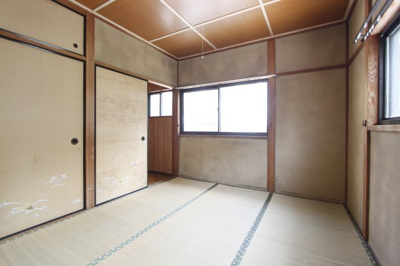 【和室】 | 香芝市穴虫3131-64テラスハウス | 和室がひろがる居住スペース