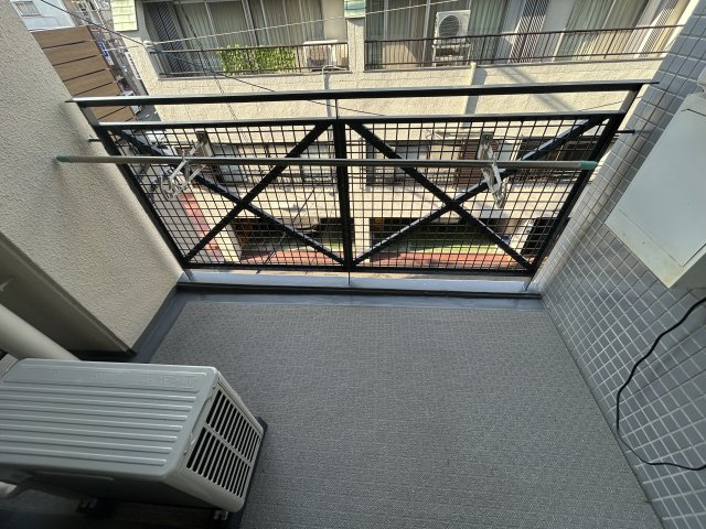 十三ホワイティのバルコニー