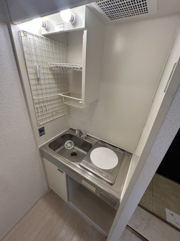 十三ホワイティのキッチン