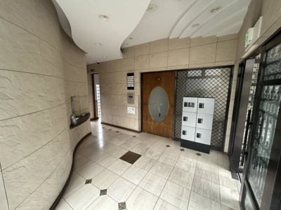 【エントランス】 | フローレンス矢野南弐番館 | 管理の行き届いた綺麗なエントランスです