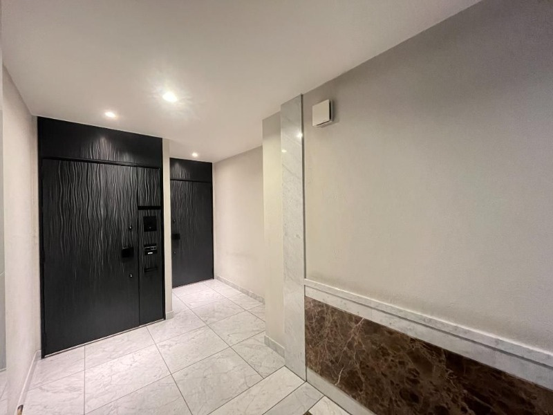 レグナス市ヶ谷払方町のロビー|レグナス市ヶ谷払方町