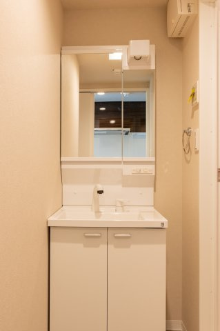 ブリリアコート龍谷大前の洗面所