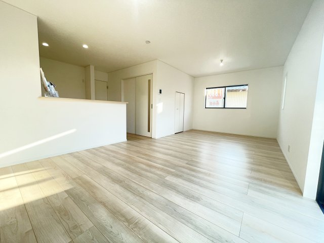 新築戸建・建売　足利市福富町第4　CRADLE GARDEN　全4棟の居間・リビング