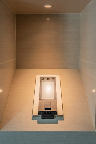 ブリリアコート龍谷大前のセキュリティ|オートロック付きでTVインターフォンなので安心