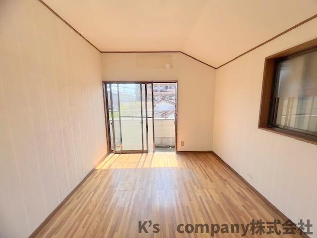 ◎高座郡寒川町小谷3丁目　中古戸建の子供部屋|洋室5.2帖◇お子様のお部屋や趣味のの部屋にいかがでしょうか♪