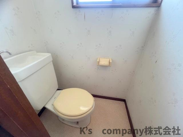 ◎高座郡寒川町小谷3丁目　中古戸建のトイレ|2階トイレ◇