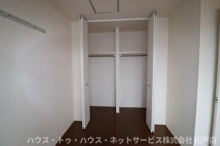 クレストセブンの収納