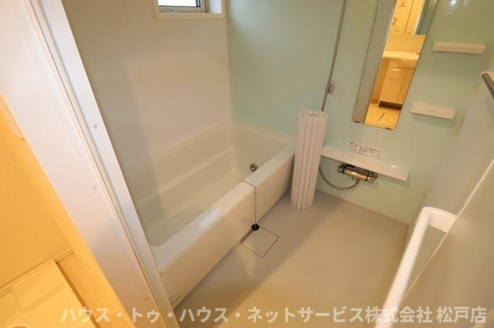 クレストセブンの浴室