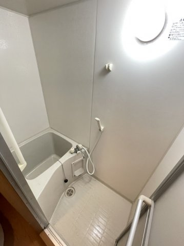 黒田ビルの浴室