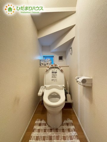 深谷市上柴町東7丁目　中古戸建てのトイレ