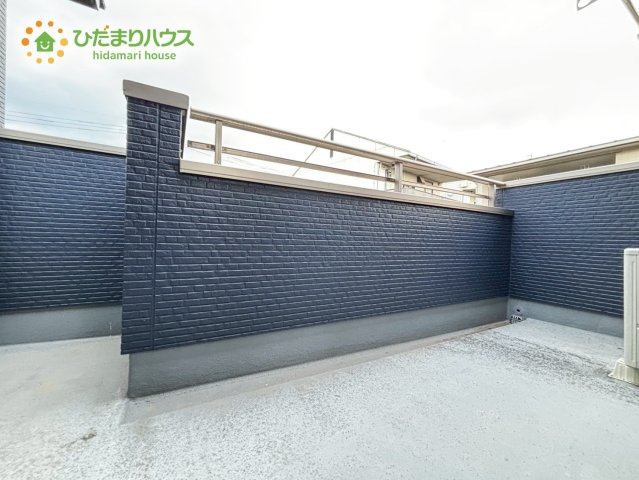 深谷市上柴町東7丁目　中古戸建てのバルコニー
