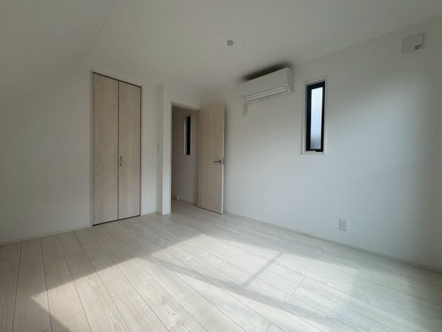 府中市美好町一丁目戸建の寝室