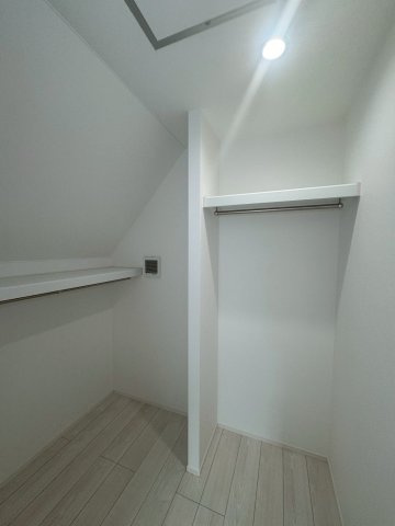 府中市美好町一丁目戸建の内装