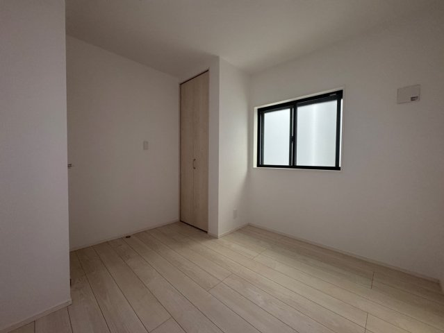 府中市美好町一丁目戸建の洋室