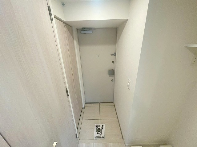CASA　REGULUS新大阪北の玄関