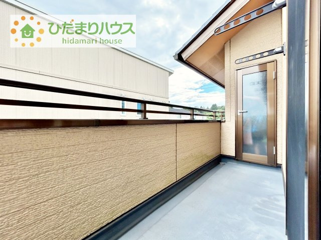 【バルコニー】 | つくば市みどりの中央　中古戸建 | 2部屋からバルコニーに出ることが出来、日当たりも良いです！