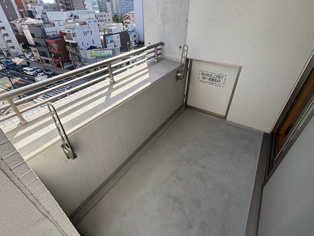 グラビスコート加古町のバルコニー
