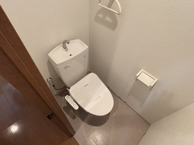 グラビスコート加古町のトイレ