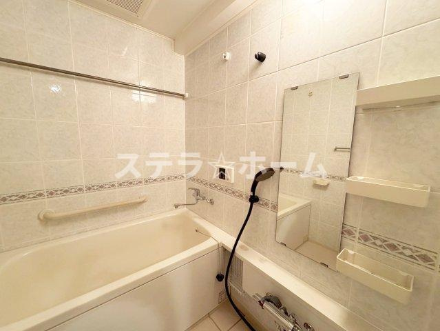 ダイアパレス枚方山田池公園の浴室|お風呂で日々の疲れを落としましょう