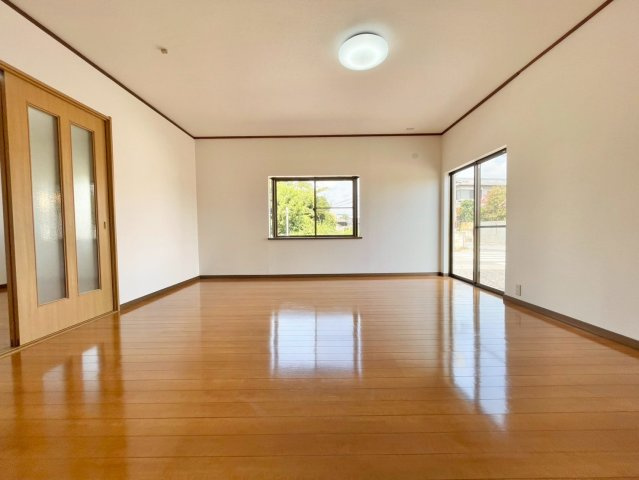 【洋室】 | みどり市笠懸町阿左美　中古住宅