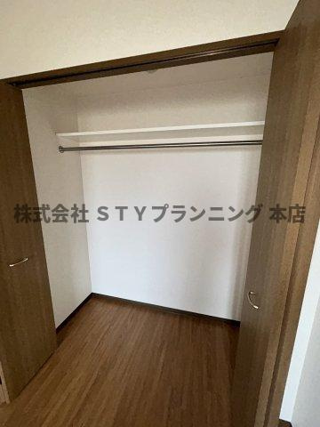 仲介手数料０円！リブラ鶴羽の収納