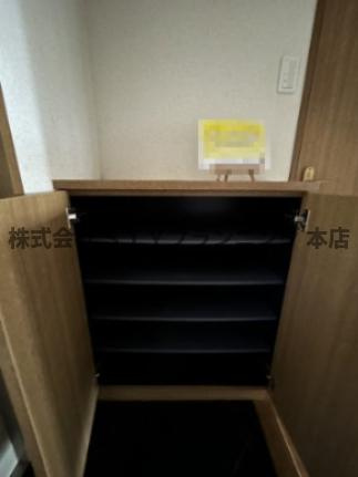 仲介手数料０円！リブラ鶴羽の収納