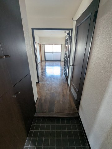 ロマネスク六ツ門の玄関|きれいな玄関です