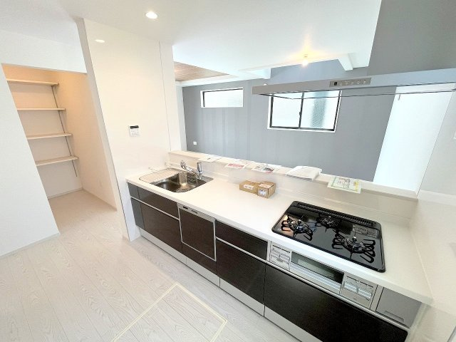 昭島市武蔵野2丁目　新築　全5棟　2号棟のキッチン