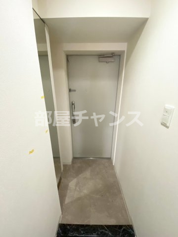 アロハパレスの玄関|明るい玄関です