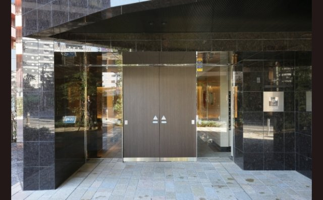 コンシェリア池袋ＭＡＳＴＥＲ　Ｓ　ＶＩＬＬＡのエントランス