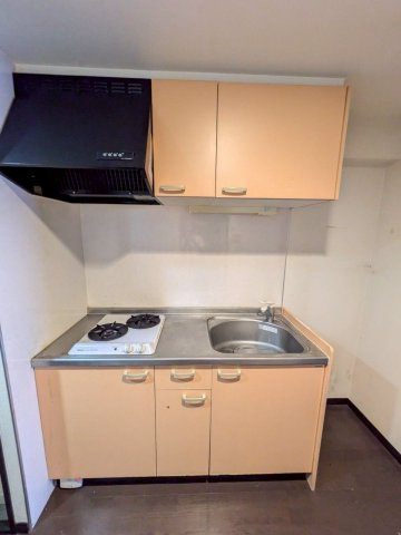 ローズモント・フレア天神南のキッチン