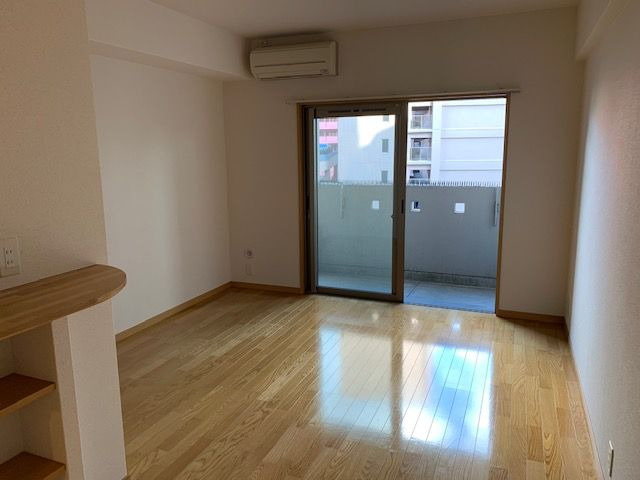 キャッスル城西の居間・リビング