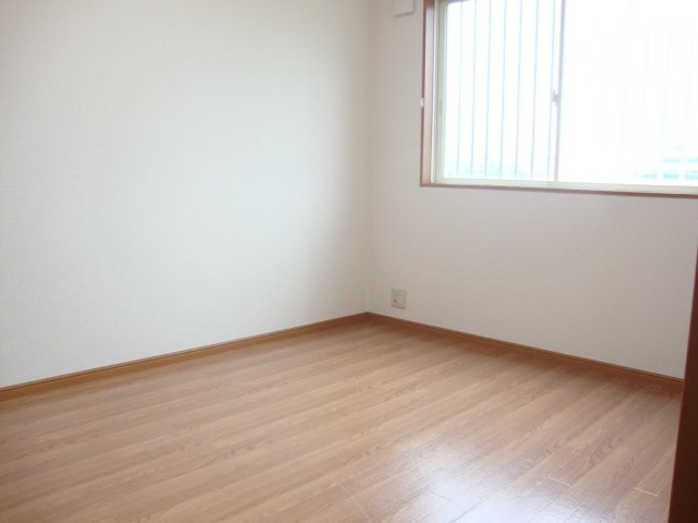 ＡＮＤ　ＯＮＥ　西棟の内装|洋室