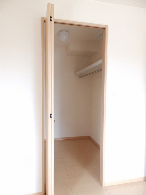 フォーチューン真壁　B棟の収納|西側洋室収納