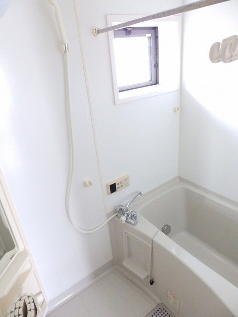 フォーチューン真壁　B棟の浴室|浴室